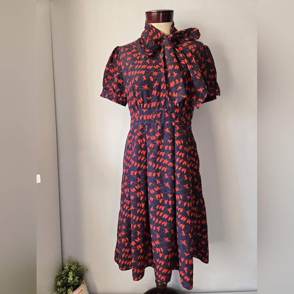 PINK MARTINI Bird On A Wire Navy And Red Midi Dress With Neck Bow. Size Large
